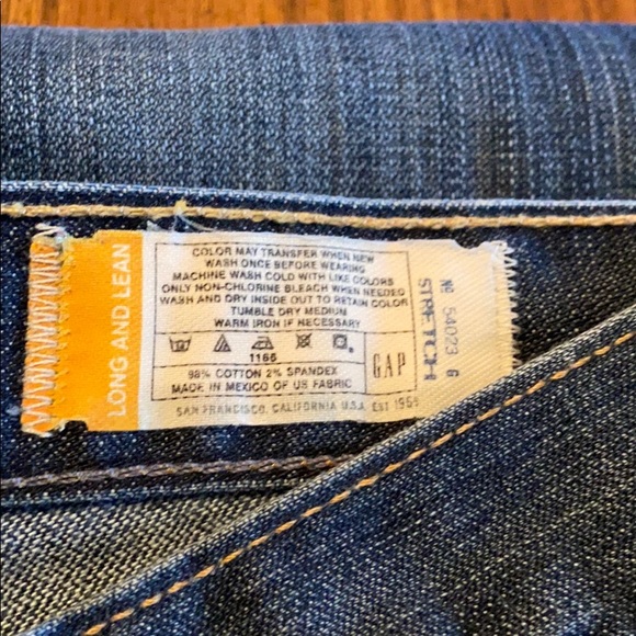 Gap Dark Wash Boot Cut Jeans - Picture 3 of 4